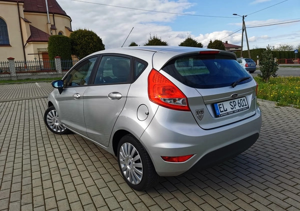 Ford Fiesta cena 22900 przebieg: 157000, rok produkcji 2012 z Kolbuszowa małe 232